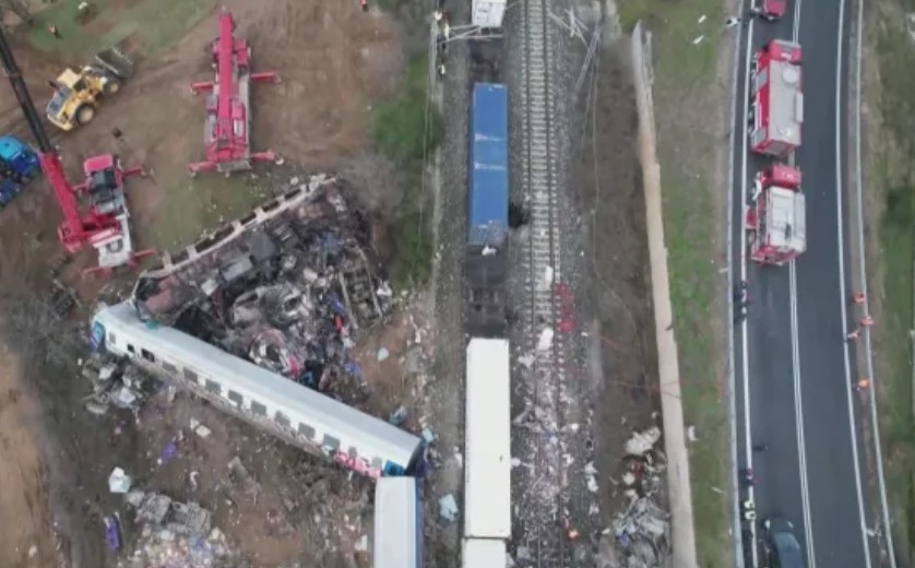 Трети ден на траур в Гърция след тежката влакова катастрофа